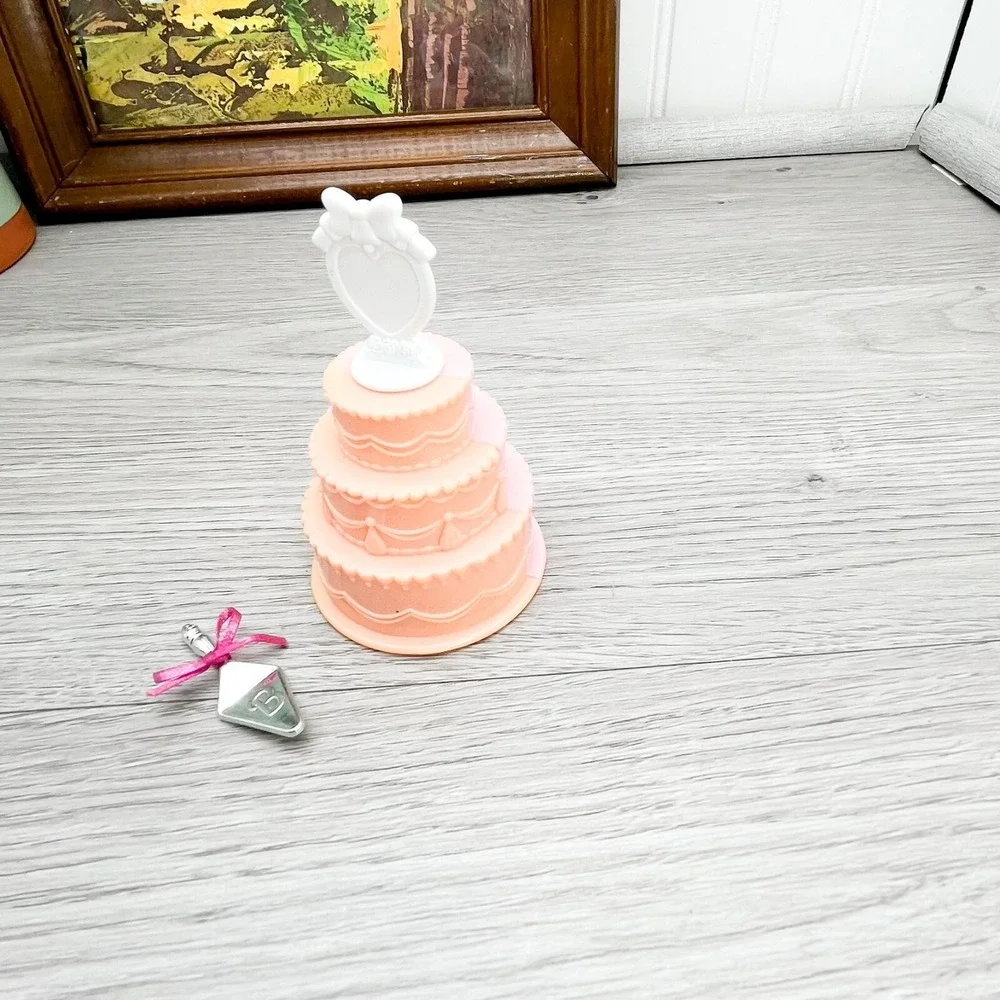 Vintage Barbie Wedding Cake Set Pretty Treasures with Silver Serving‎ Spatula